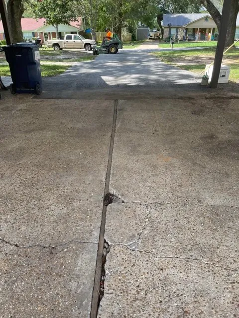 Trusted lawn care service in Moss Point, MS by Williams Lawncare