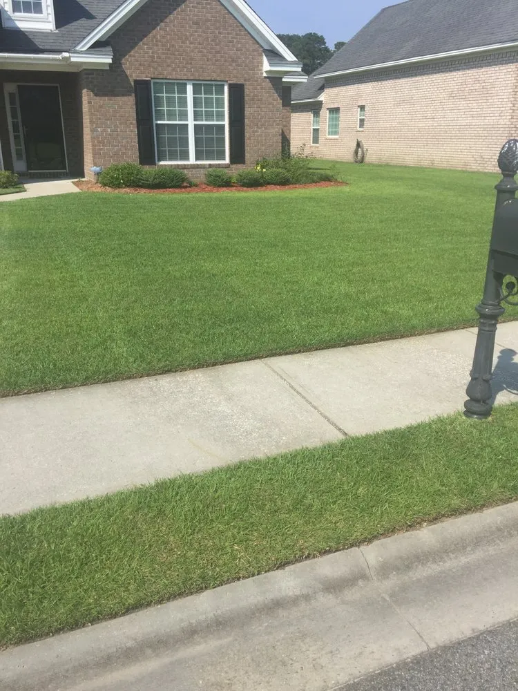 Professional garden landscaping experts serving Gallatin, TN - Williams Outdoor Solutions