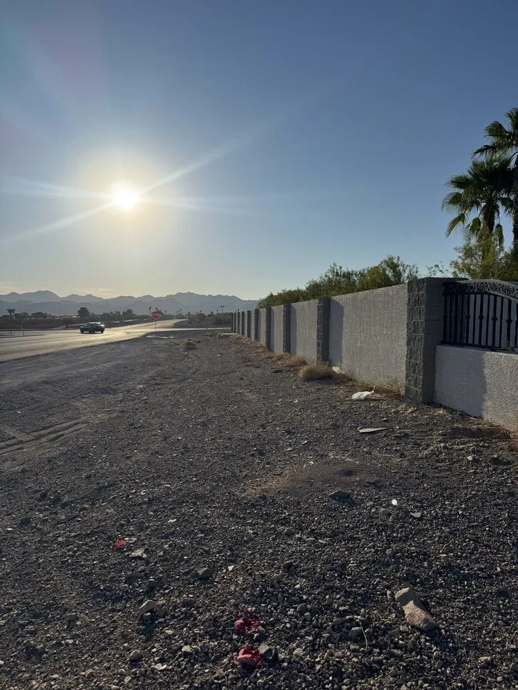 Professional lawn care service experts serving Henderson, NV - Williams Yard Maintenance & Solutions