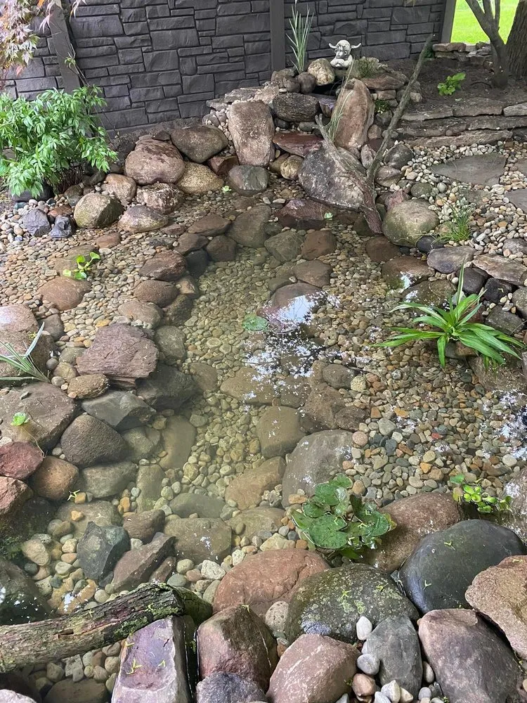 Top-rated garden landscaping in Albion, MI - Williamson’s Water and Woods