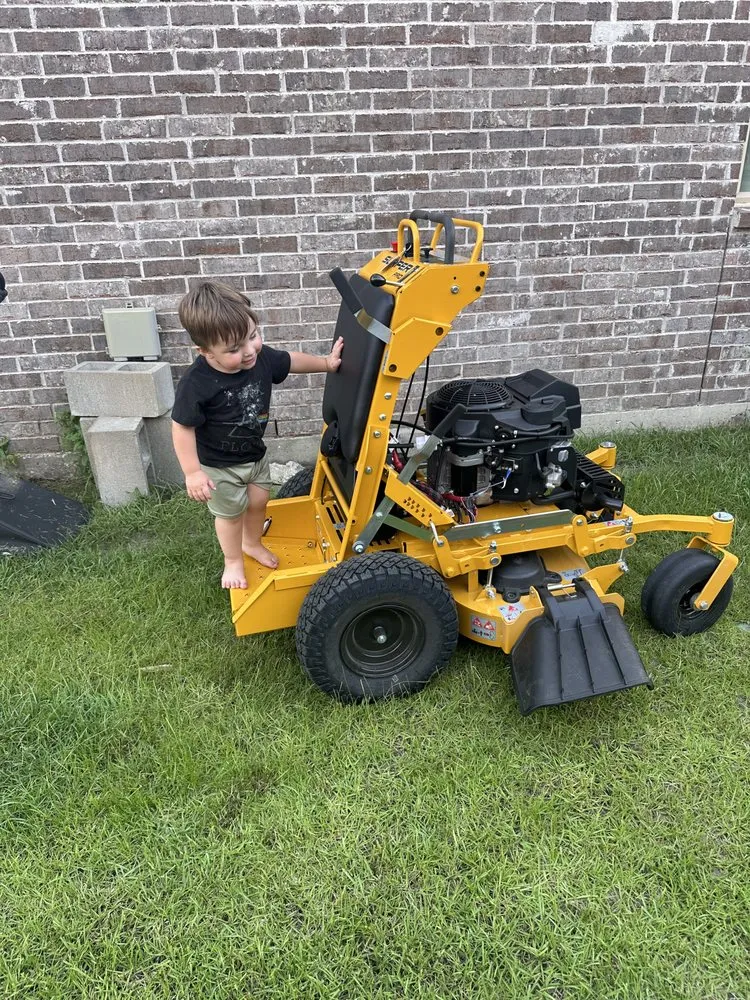 Local yard maintenance in Ponchatoula, LA by Willie Contract Solutions