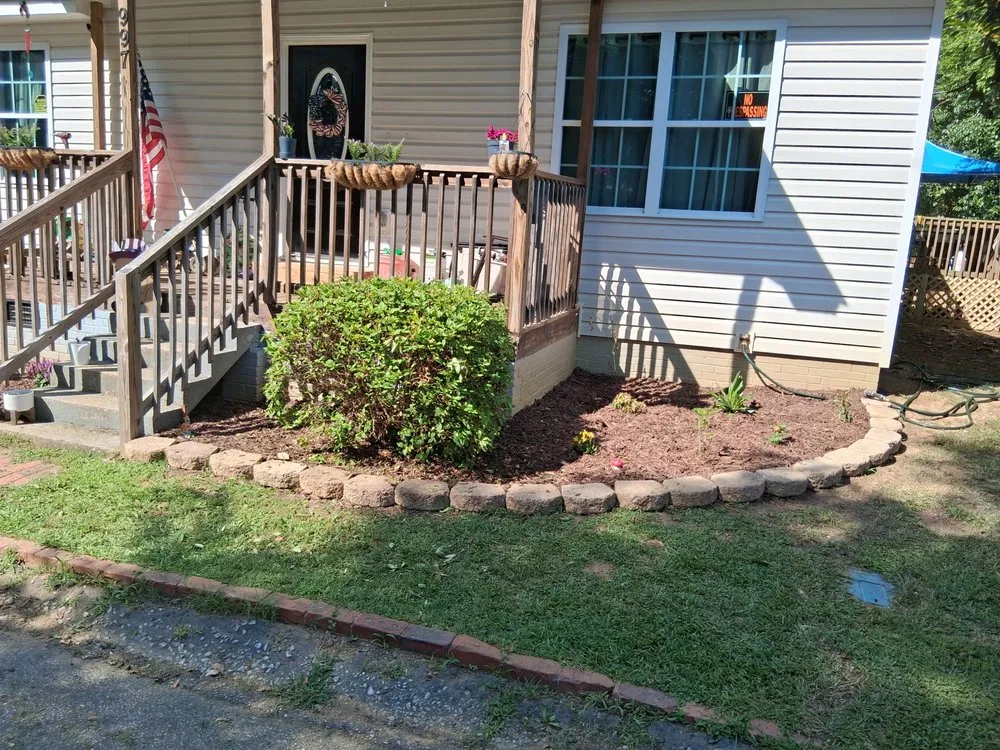 Reliable yard cleanup service in Lancaster, SC - Willie T's Lawn Care