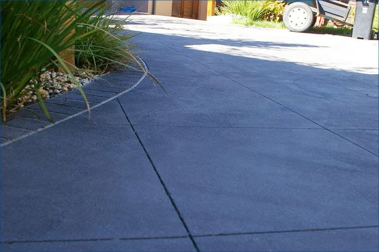 Affordable outdoor landscaping experts serving Roselle Park, NJ - Willie's Lawn Care Services