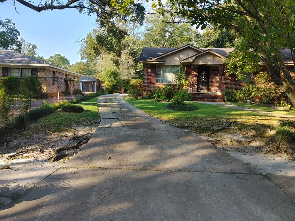 Custom landscape design for outdoor upgrades across Mobile, AL - Willing 2 Work