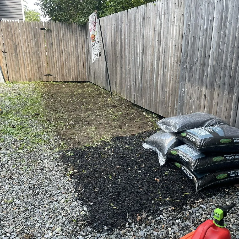 Top-rated yard cleanup service in Dover-Foxcroft, ME - Willis Landscaping