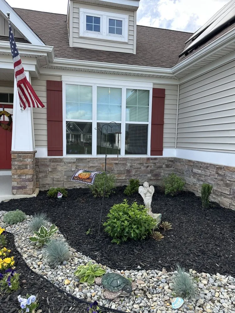 Professional yard cleanup service in Philadelphia, PA - Willow & Stone