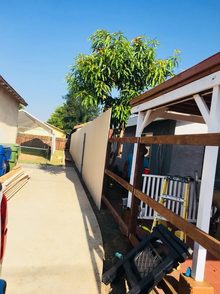 Local lawn care service in Reseda, CA - Willow Creek Landscape & Gardening