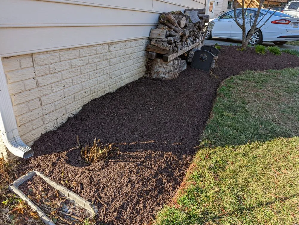 Reliable yard cleanup service in Round Hill, VA - Willow Lake Lawn And Landscaping