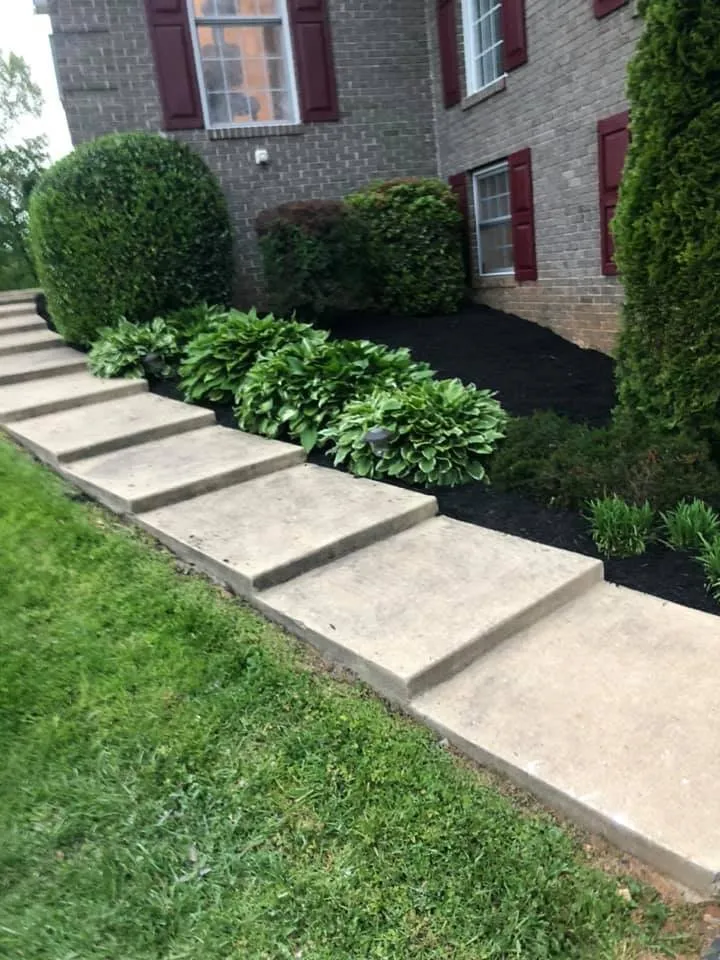Top-rated landscape design near you across Round Hill, VA - Willow Lake Lawn And Landscaping