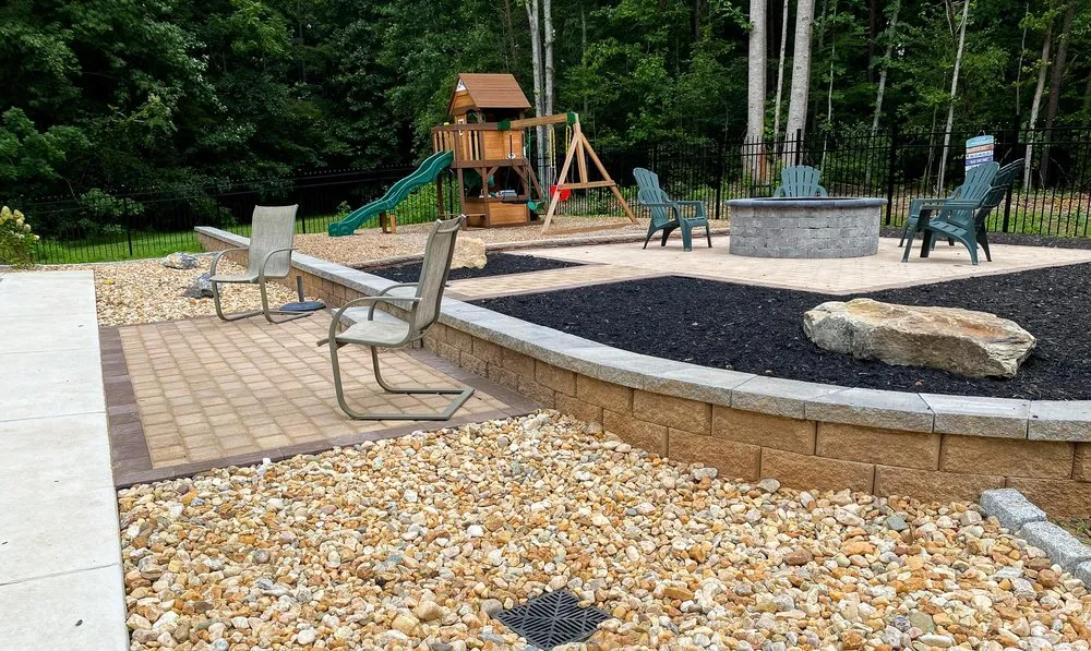 Top-rated lawn mowing service in Bon Air, VA by Willow Landscaping