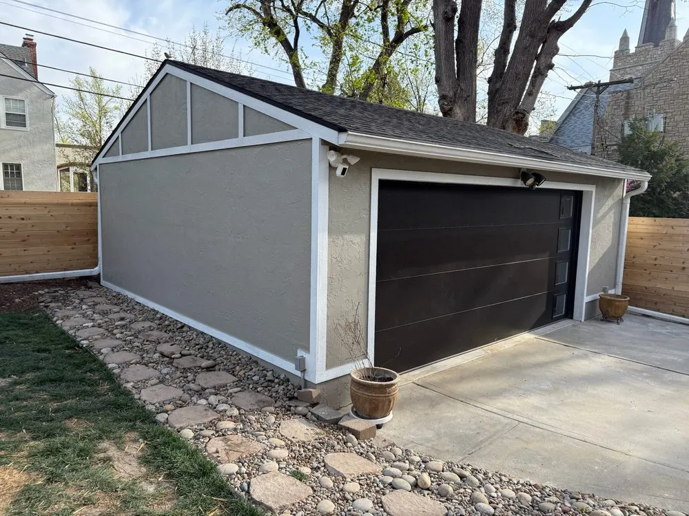 Top-rated landscape installation in Kansas City, KS by Willow Outdoor