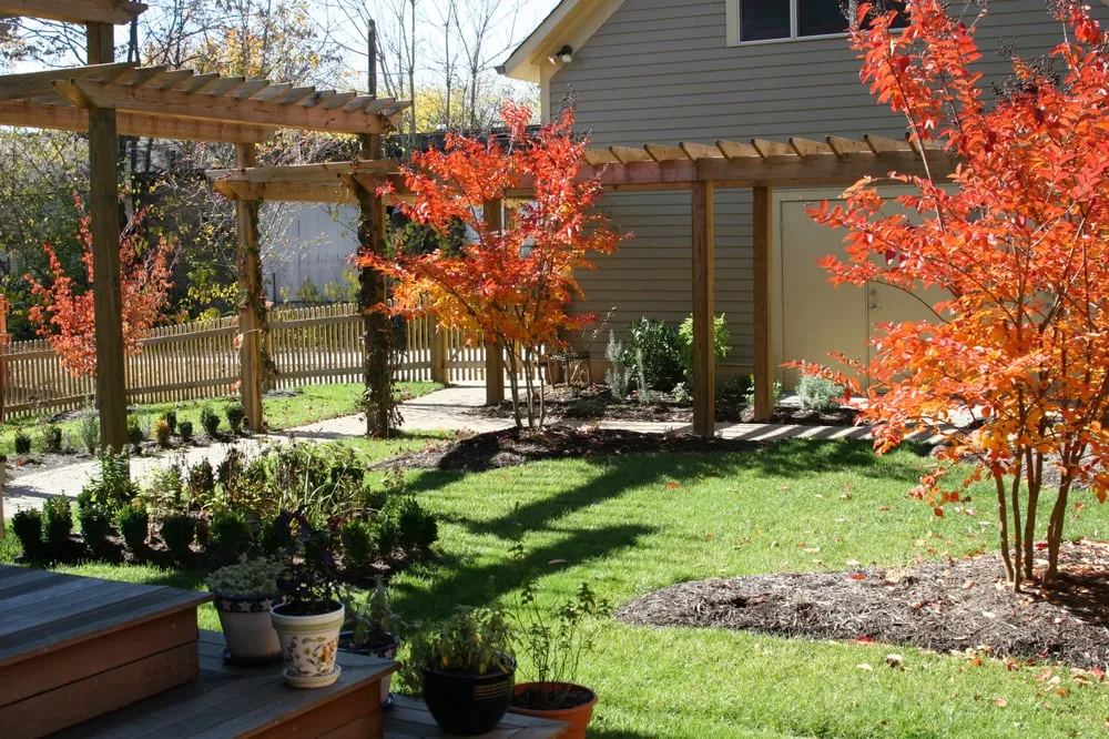Custom yard maintenance in Oak Ridge, TN - Willow Ridge Garden Center & Landscaping