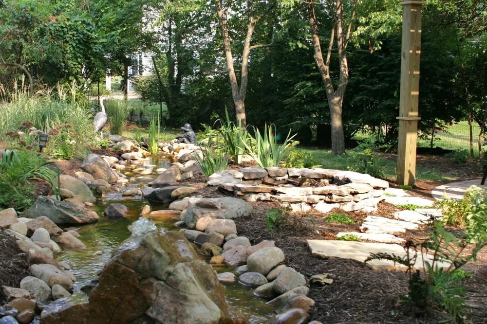 Reliable yard cleanup service experts serving Oak Ridge, TN - Willow Ridge Garden Center & Landscaping