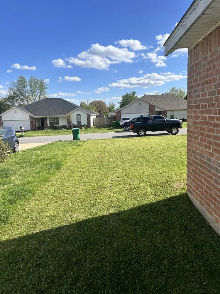 Local yard maintenance for year-round maintenance in Centerton, AR by Wills Land Service