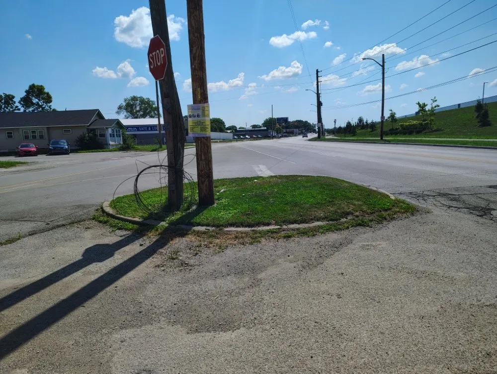 Reliable lawn mowing service in Indianapolis, IN by Will's Lawn Care