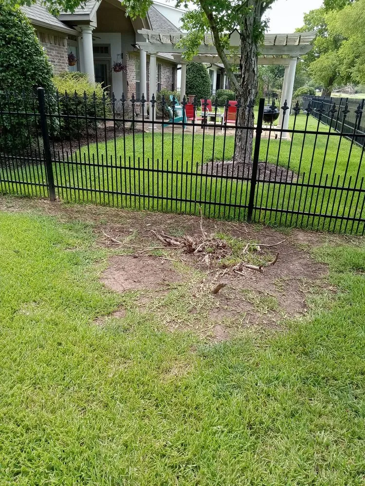 Custom yard maintenance for homes in Bossier City, LA by Wills Remodeling, Landscaping, and Gardening