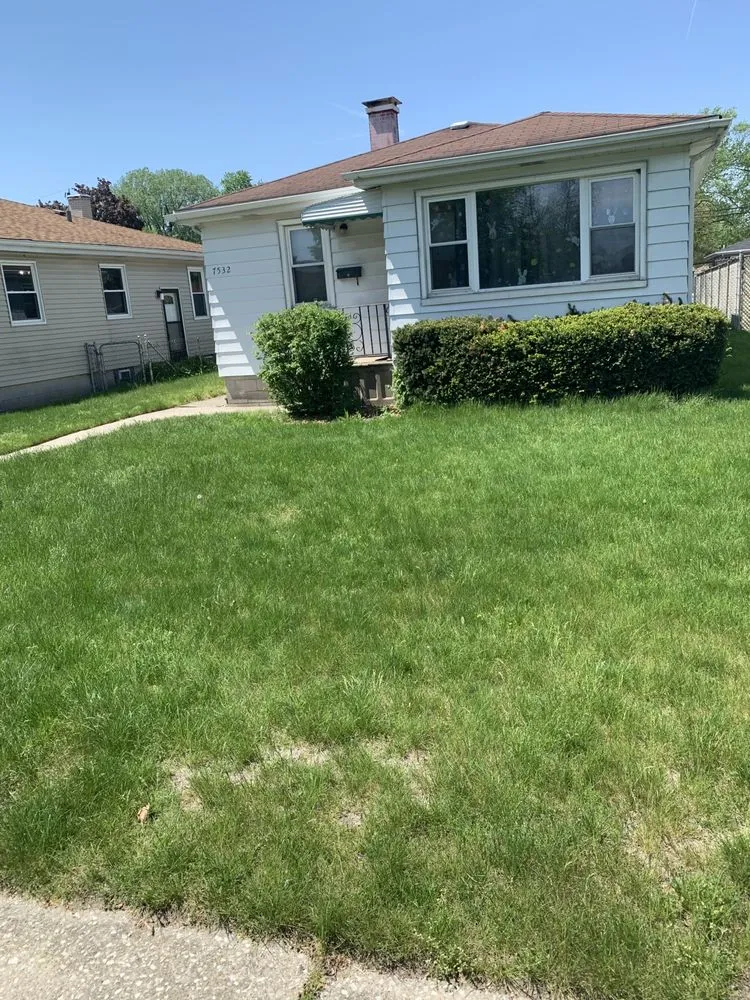 Custom outdoor landscaping in Gary, IN by Will’s Snow&LawnCare Sevice