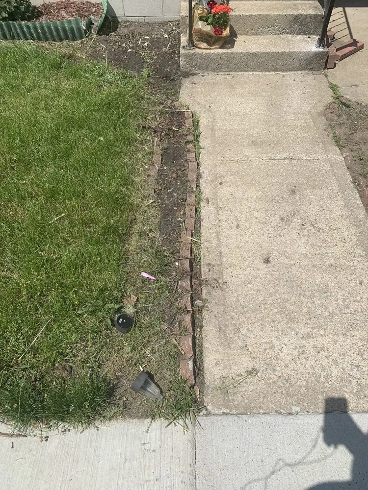 Custom landscape design in Gary, IN by Will’s Snow&LawnCare Sevice