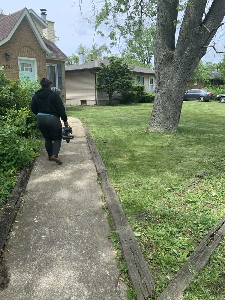 Professional outdoor landscaping experts serving Gary, IN - Will’s Snow&LawnCare Sevice