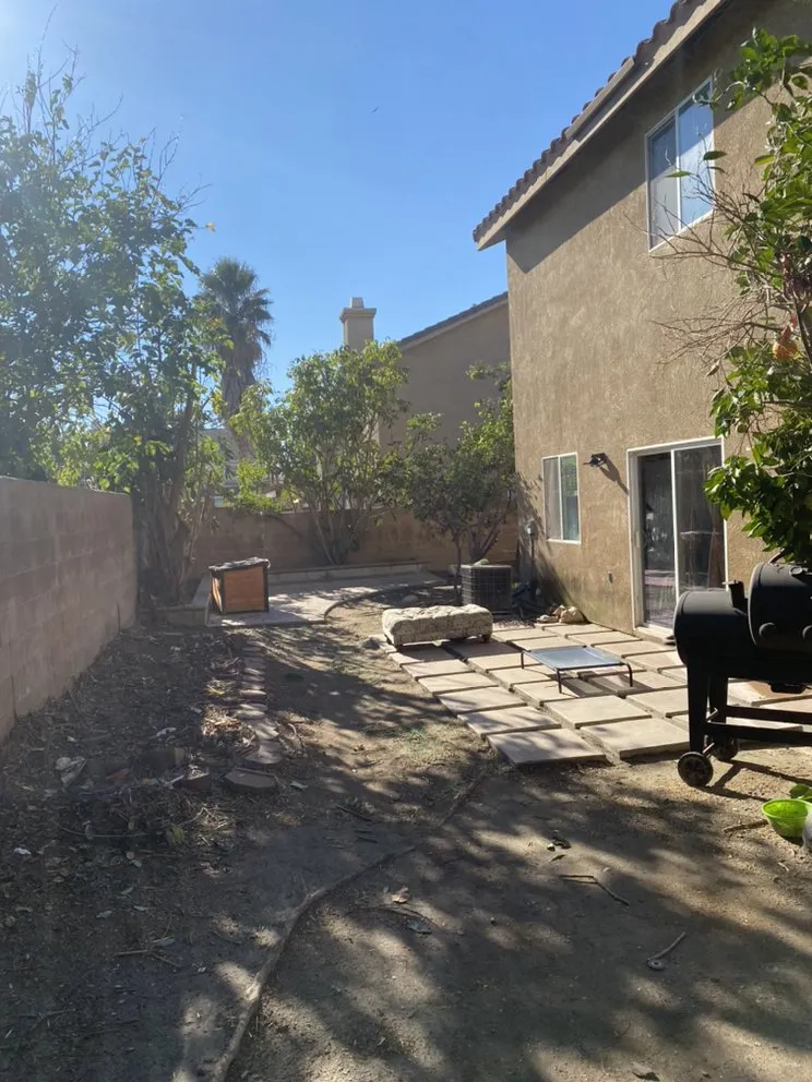 Professional lawn care service in Costa Mesa, CA by Will’s Tree & Lawn Maintenance Service