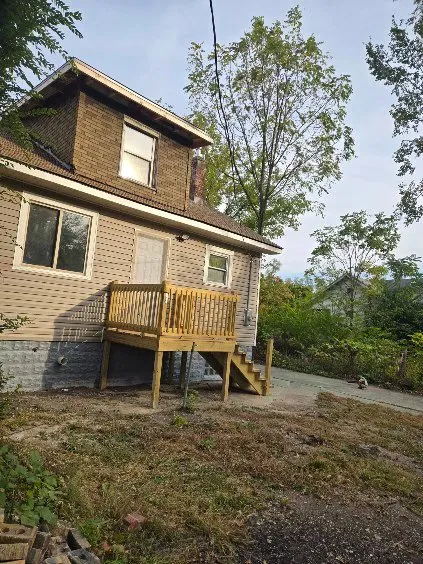 Expert yard cleanup service experts serving Detroit, MI - Willy Landscaping