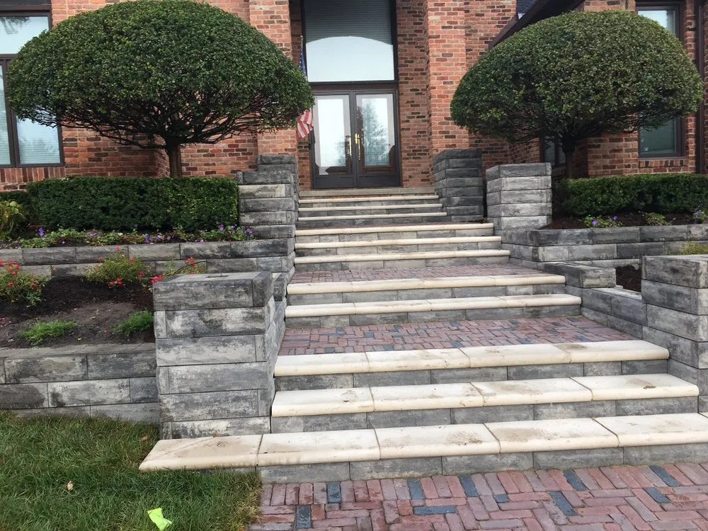 Affordable landscaping services for residential properties in Detroit, MI by Willy Landscaping