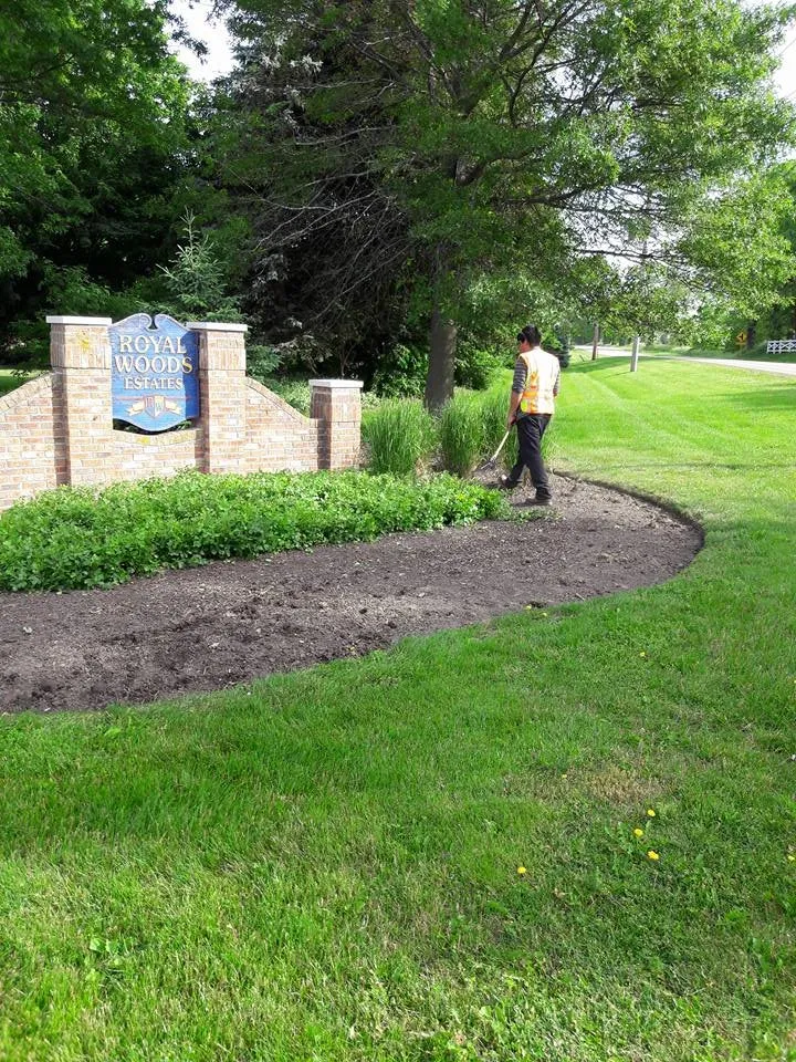 Local outdoor landscaping experts serving Wauconda, IL - Wilmer Lawn Care & More