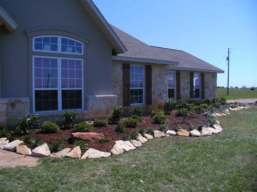 Local garden landscaping for homes across Sealy, TX - Wilson & Sons Lawncare