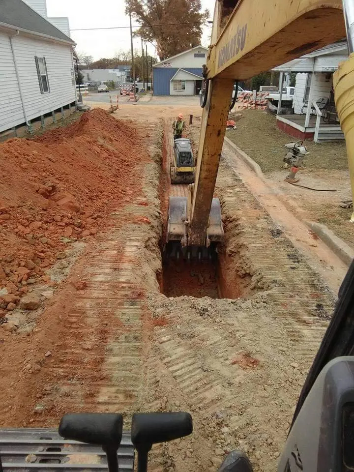 Expert yard maintenance with custom design in Troutman, NC by Wilson Contracting