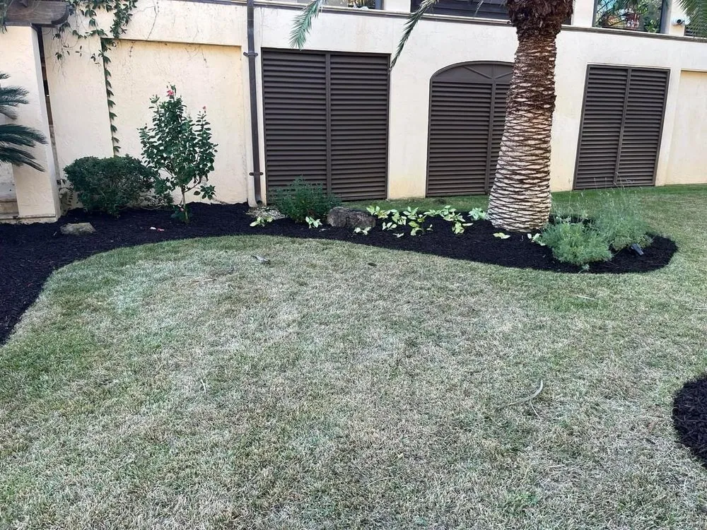 Expert lawn mowing service experts serving Daphne, AL - Wilson Landscape and Lawn Service