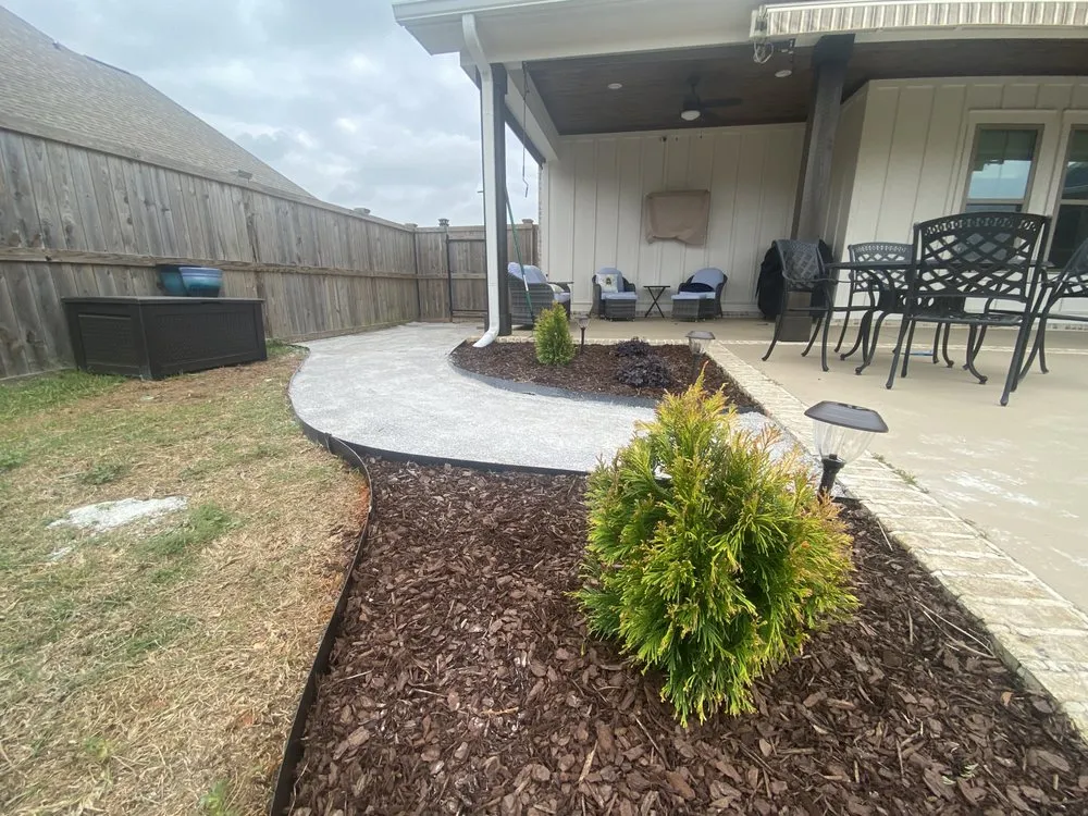 Affordable garden landscaping in Daphne, AL by Wilson Landscape and Lawn Service