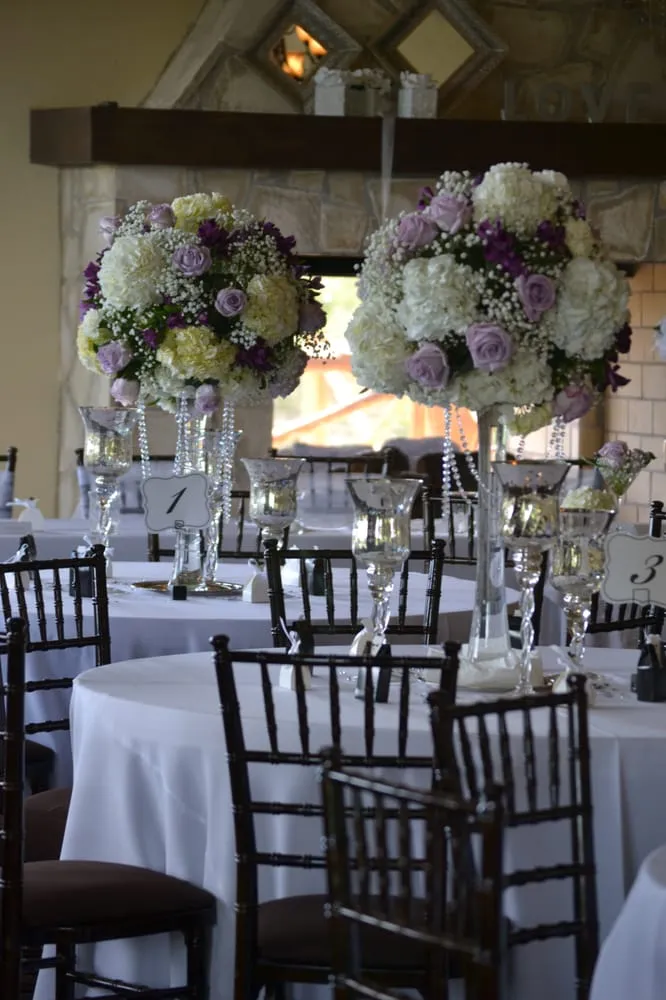 Expert yard cleanup service for homes in Helotes, TX by Wilson Landscape Nursery & Florist