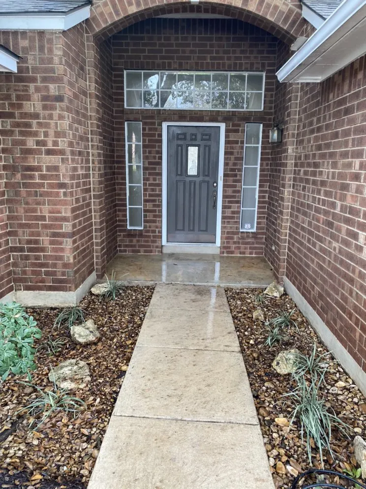 Expert lawn mowing service experts serving Schertz, TX - Wilson Lawn N All