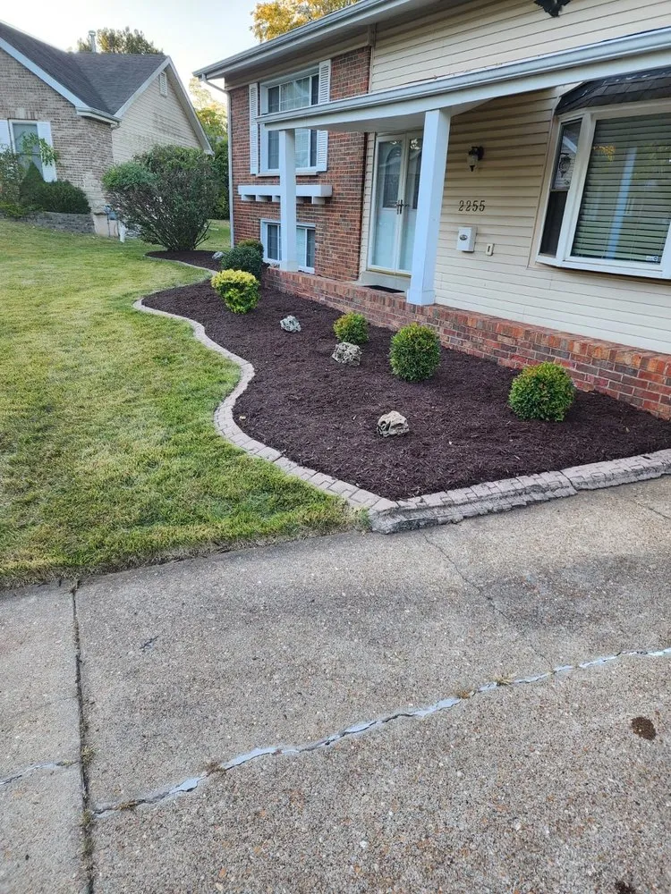 Affordable outdoor landscaping in Saint Louis, MO by Wilson Loyalty Landscaping Services