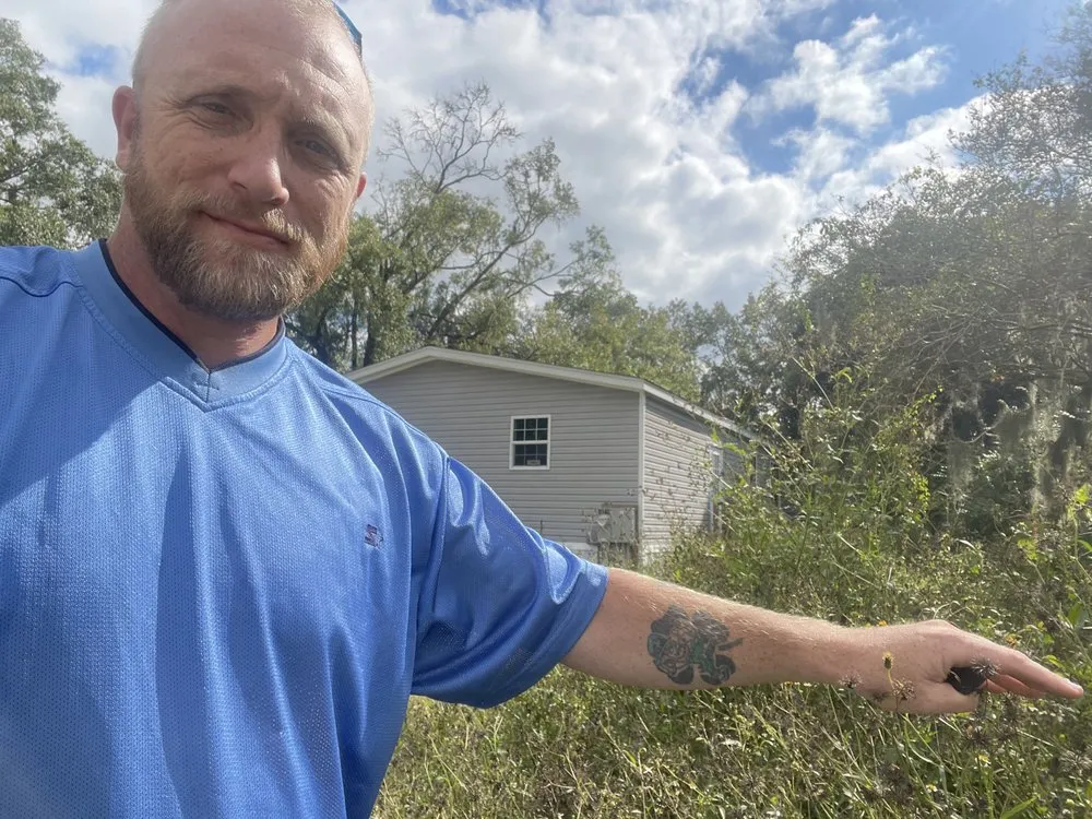 Custom lawn care service experts serving Jacksonville, FL - Wilson Towers