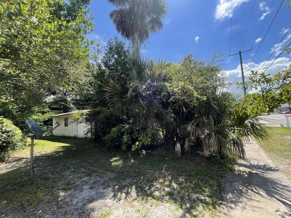 Custom outdoor landscaping for outdoor upgrades in Jacksonville, FL by Wilson Towers