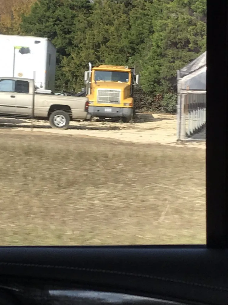 Professional yard cleanup service for residential properties across Pottsboro, TX - Wilson's Farm