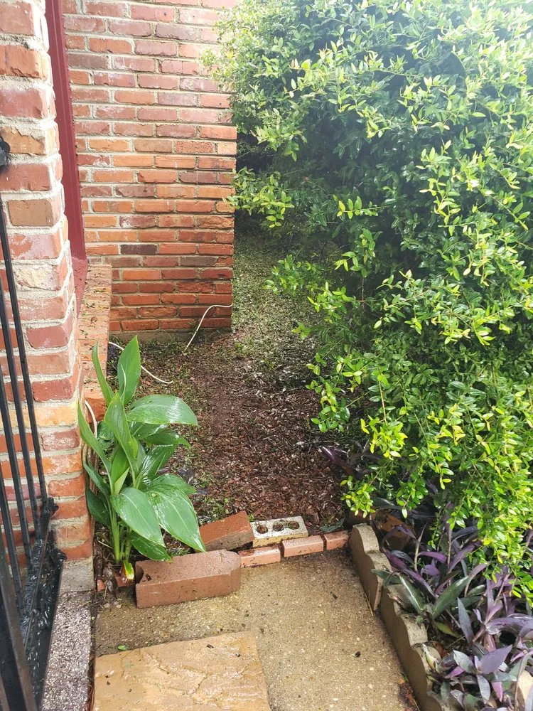 Custom landscape design with custom design in Montgomery, AL by Wilson's Landscaping and Lawn Care