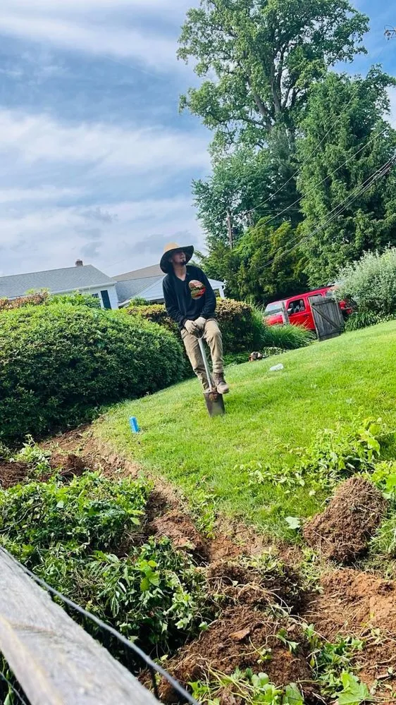 Expert yard maintenance with custom design in Philadelphia, PA by Wilson’s Landscaping Services