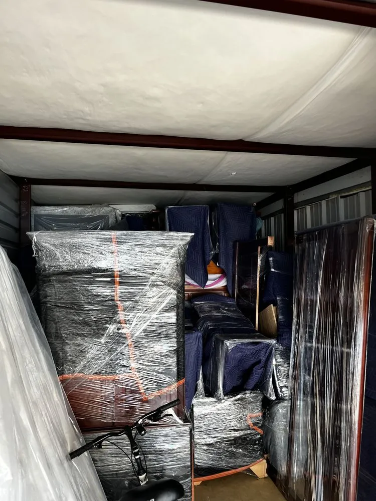 Expert landscaping services experts serving Columbus, NC - Wilson’s Lawn Care