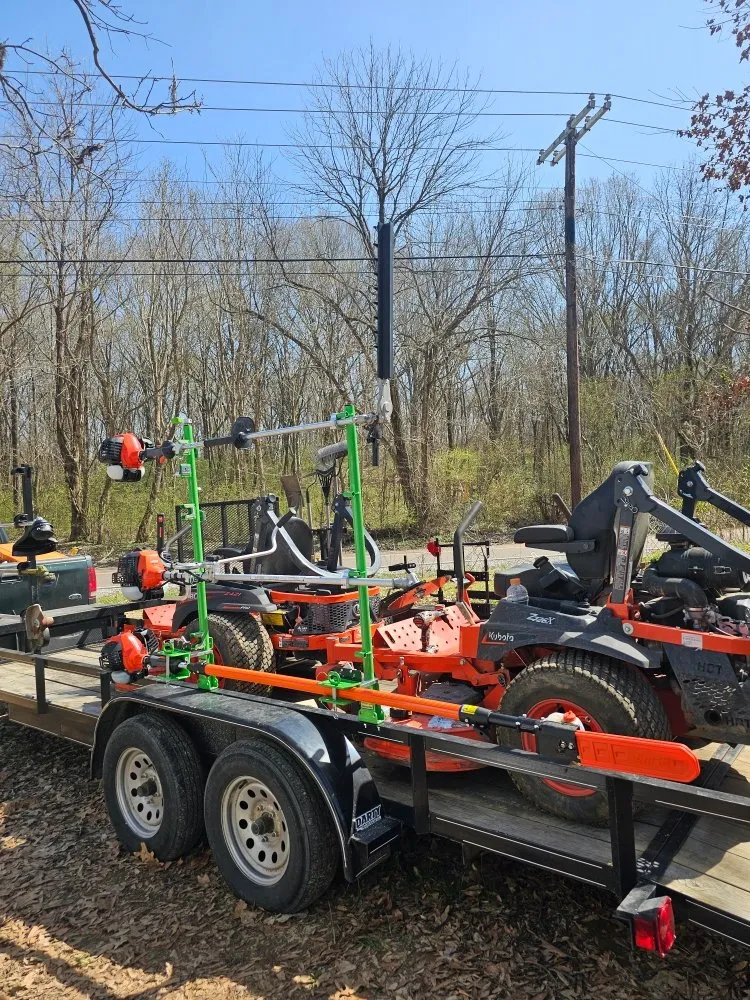 Custom lawn care service with custom design across Obion, TN - Wilsons Soft Wash And Lawn Care