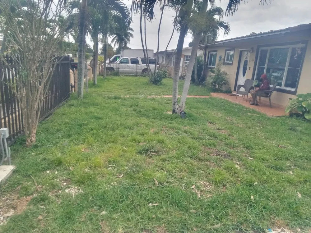 Top-rated landscaping services experts serving Miami, FL - Windom & Kids Lawn Care Service