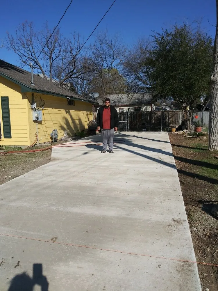 Reliable landscape installation with custom design across Olmos Park, TX - Window tint, lawns, fences.
