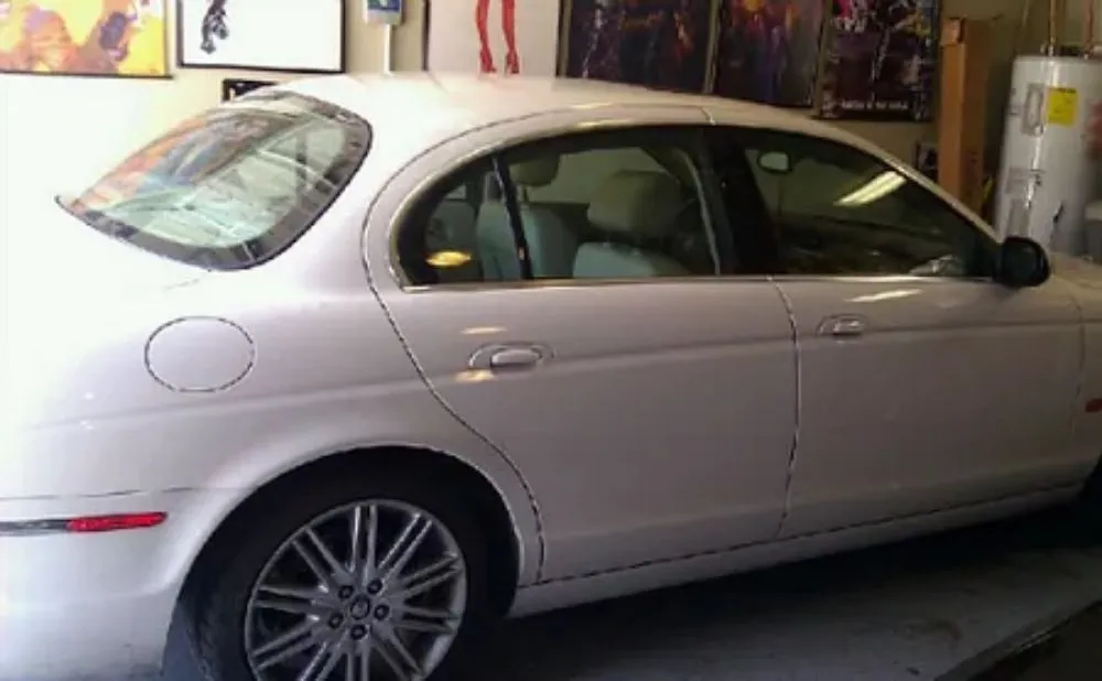 Affordable outdoor landscaping in Olmos Park, TX - Window tint, lawns, fences.