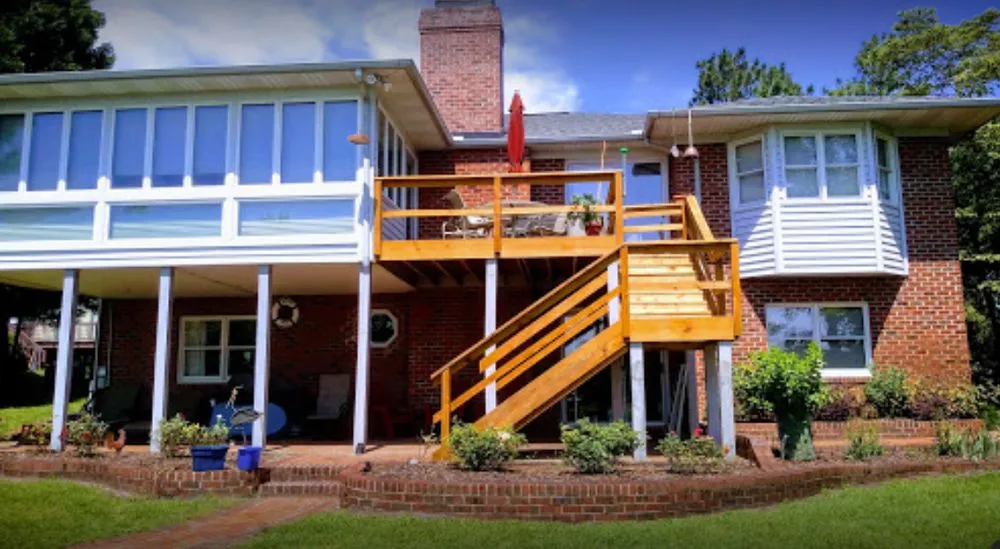 Affordable lawn care service experts serving Pinehurst, NC - Window Washing Clean