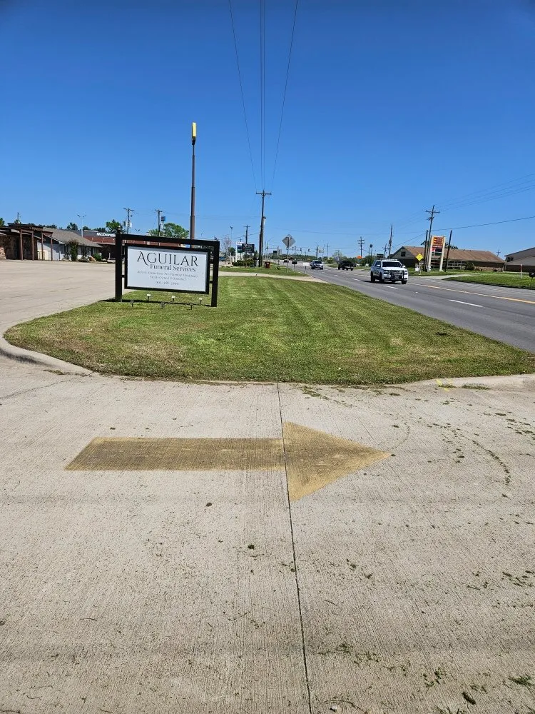 Local residential landscaping experts serving Pittsburg, TX - Windwalker Lawn Services