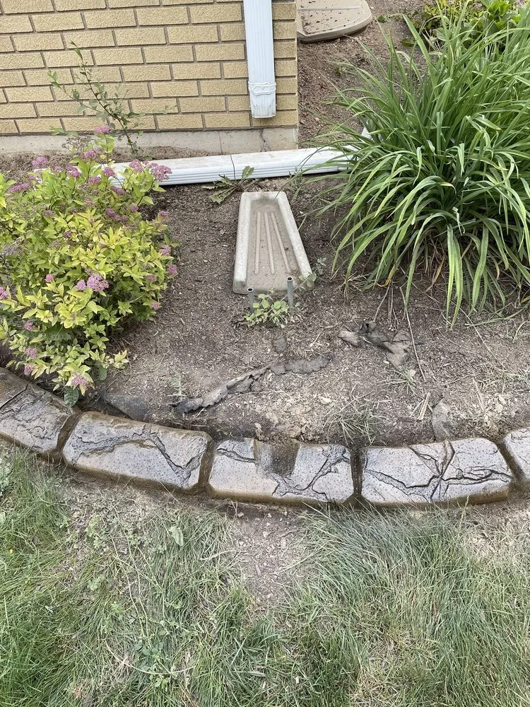 Affordable lawn mowing service in St. Charles, IL by Windy City Curbing