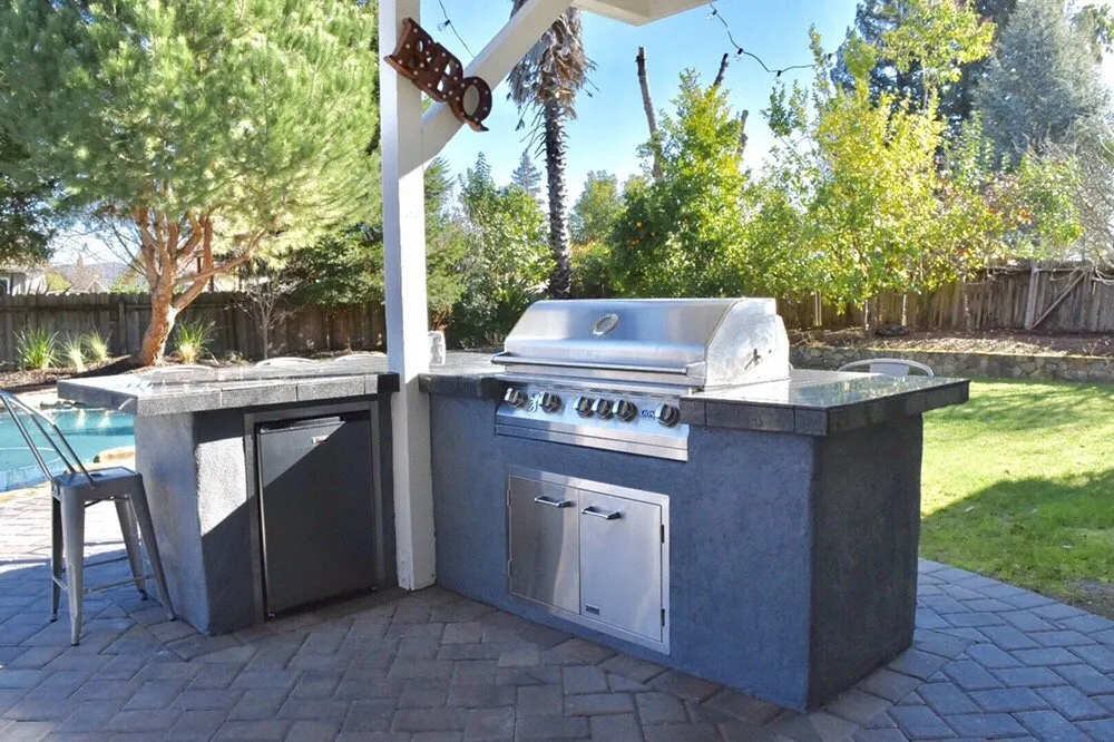 Local yard cleanup service for year-round maintenance in Napa, CA by Wine Country Pavers