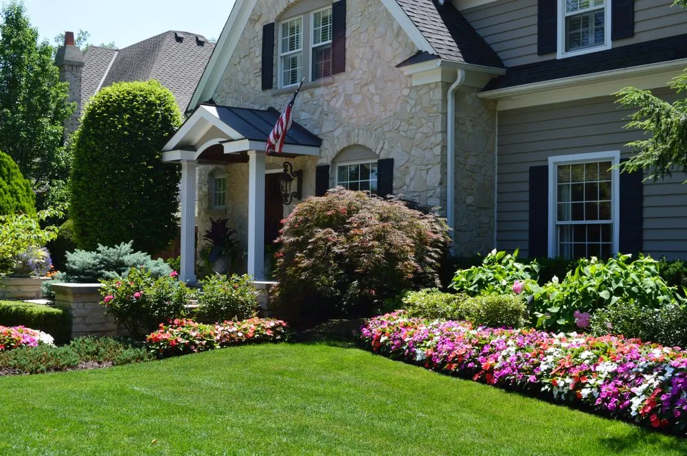 Trusted residential landscaping experts serving Downers Grove, IL - Wingren Landscape