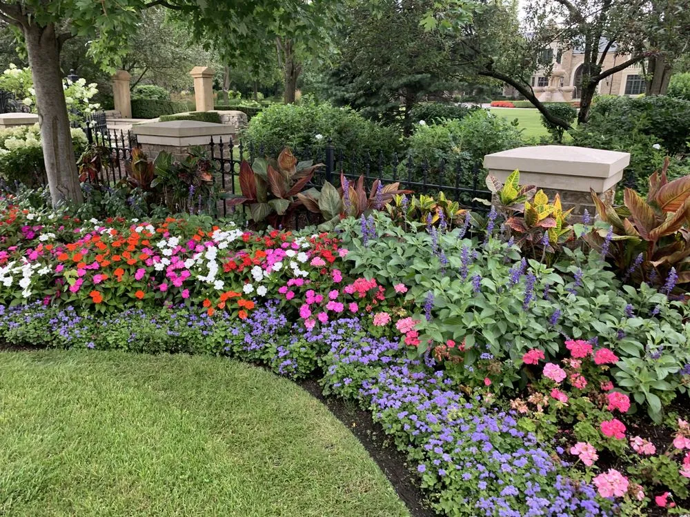 Affordable landscape installation experts serving Downers Grove, IL - Wingren Landscape